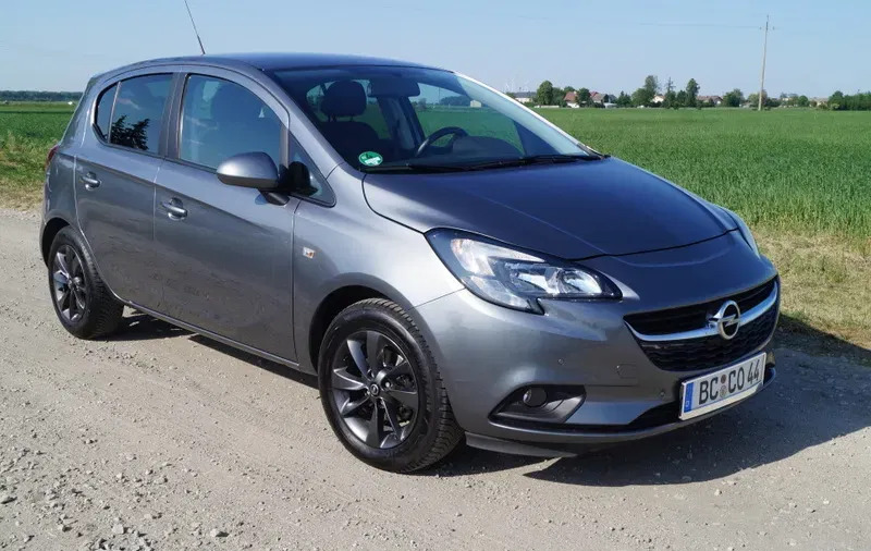 samochody osobowe Opel Corsa cena 41900 przebieg: 65000, rok produkcji 2019 z Daleszyce
